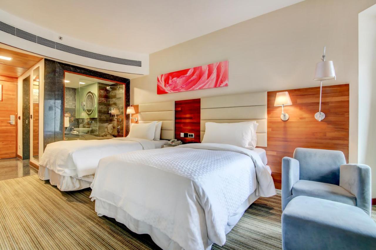 Four Points By Sheraton Visakhapatnam Buitenkant foto