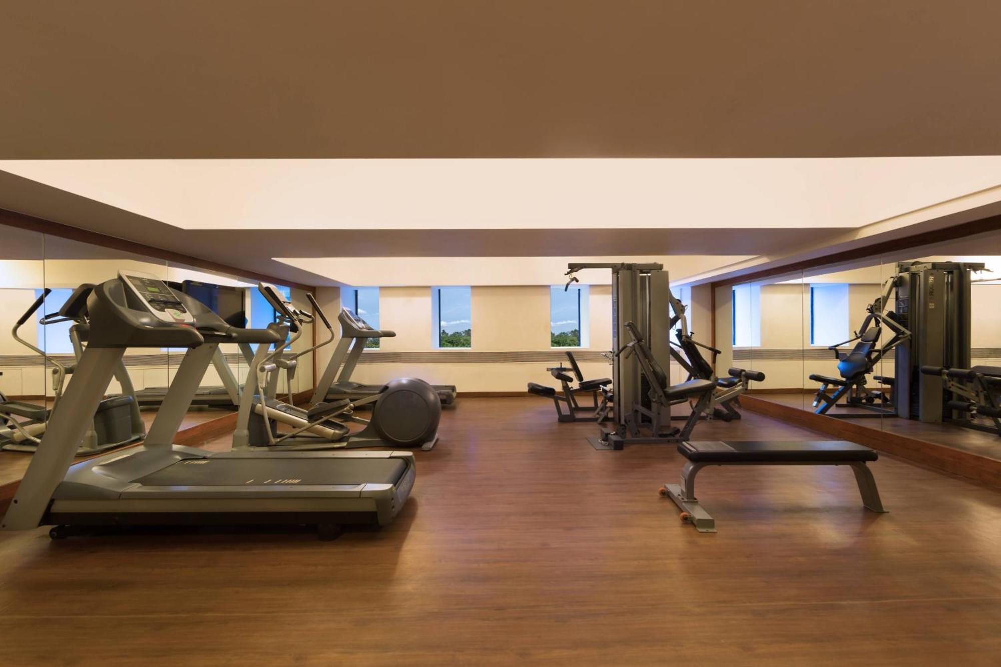 Four Points By Sheraton Visakhapatnam Buitenkant foto