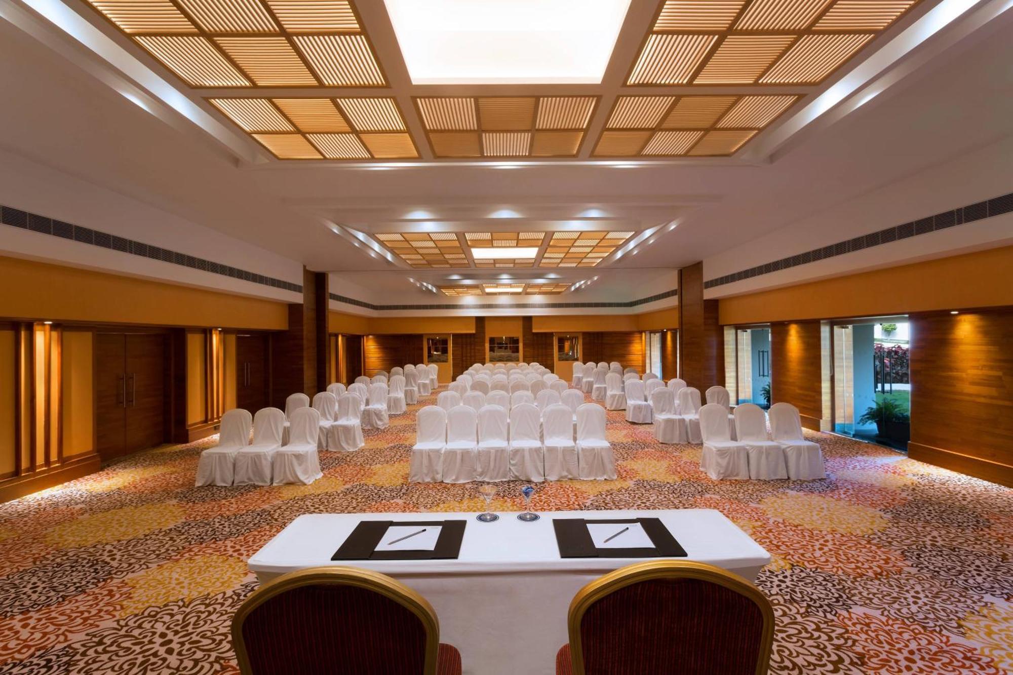 Four Points By Sheraton Visakhapatnam Buitenkant foto