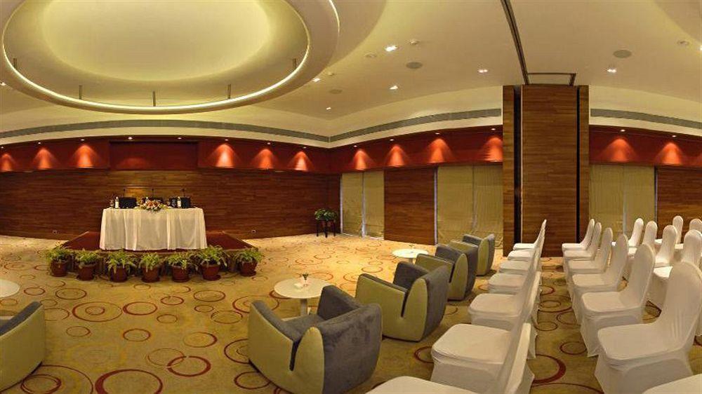 Four Points By Sheraton Visakhapatnam Buitenkant foto