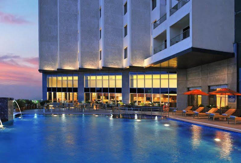 Four Points By Sheraton Visakhapatnam Buitenkant foto