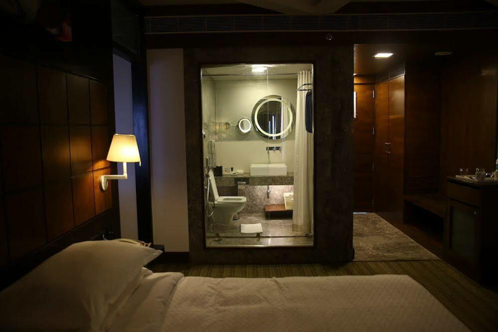 Four Points By Sheraton Visakhapatnam Buitenkant foto