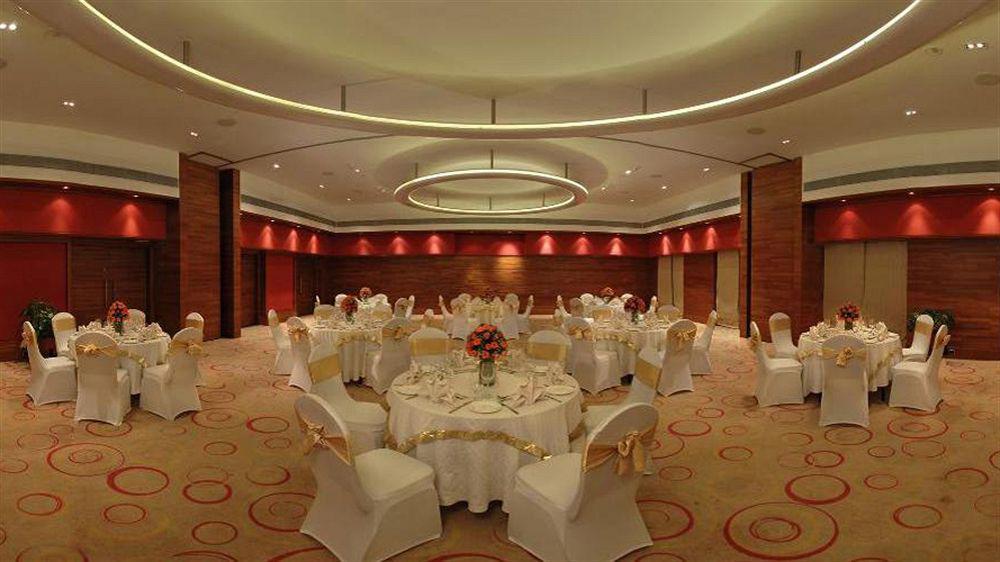 Four Points By Sheraton Visakhapatnam Buitenkant foto